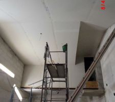 Pièce principale finie !!! ouf. Reste plus qu'à faire les joints :-(