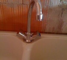 Un non moins superbe robinet.... Le top de chez Grohe m'a dit le vendeur!
