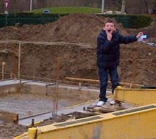 Hun qu'il est heureux notre Theo ?