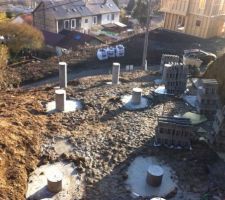 Sans les fourreaux, le b&eacute;ton est mis &agrave; nu ! Attendre une petite quinzaine...