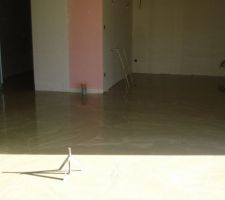Coulage chape liquide ravoirage