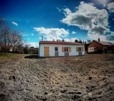 Vu arrière de la maison (photosphère)
