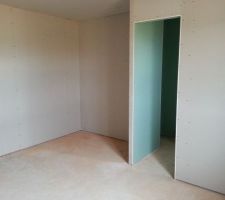 Placard mural chambre parentale