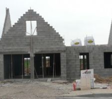 Fa&ccedil;ade avant.