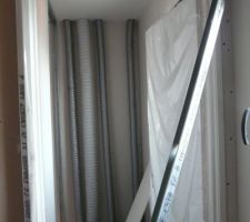 Photos des toilettes du haut.