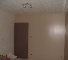 La chambre du 1er est enfin peinte sur les murs