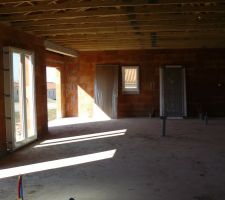 Debut de la pose des huisseries