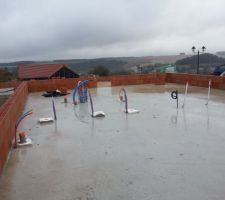 Quelques rangs de pos&eacute;s