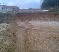 On pr&eacute;pare le coulage des fondations