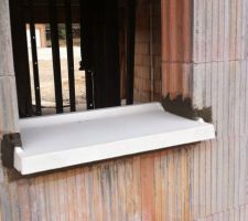 Pose des tablettes et seuils de fen&ecirc;tres