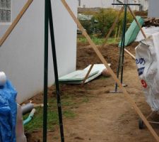 Voila poteau a linge caché comme prevue par la commune !! mdr