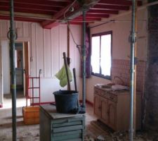 Vu c&ocirc;t&eacute; salon