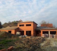 Pose des bandeaux pvc gris anthracite