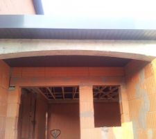 Pose des bandeaux pvc gris anthracite
