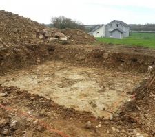 Terrassement : cave   vide-sanitaire...