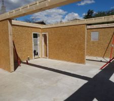 Les deux poutres porteuses.