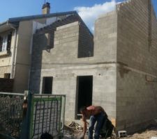 La maison est fini pour les murs!