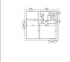 Photo de l'étage avec salle de bain et deux vasque et toilette avec lave main et module hydraulique pompe a chaleur