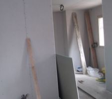 Cloisons et portes de l'étage posées