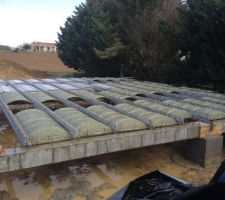 Poutrelles, longrines, entrevous (garage non isolé au sol)