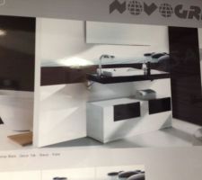 Id&eacute;e d&eacute;co salle de bain: frise mer