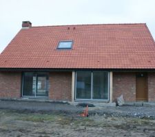 Gouttière posée arrière de la maison