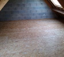 Plancher en OSB au-dessus du garage