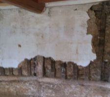 D&eacute;couverte mur colombage futur s&eacute;jour/salon (dernier plan....)