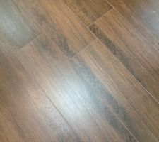 Sol de la chambre, dressing et salle de bain