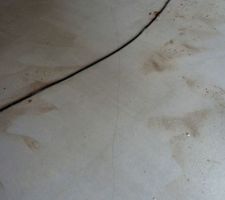 Fissure chape liquide