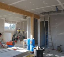 Encore quelques finitions et les ouvriers partirons pour un autres chantier! bon courage à eux!