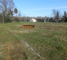 Les arch&eacute;ologues ont commenc&eacute; a poser leur matos