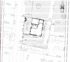 Implantation de la maison sur le terrain.
