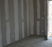 Bandes d'enduit sur BA13