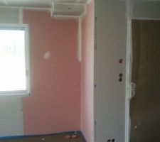 Placo ignifuge (futur emplacement du poele &agrave; bois - en compl&eacute;ment du chauffage au sol).