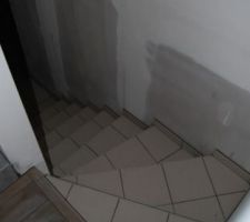 Escalier RDC-garage / cave