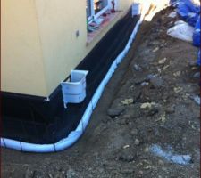 Le drain enroulé de geotextile