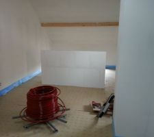 T&ecirc;te de lit en place