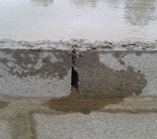 C'est normal l'espace qu'il y a entre certains parpaings ?