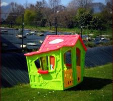 Une cabane pour Romane!