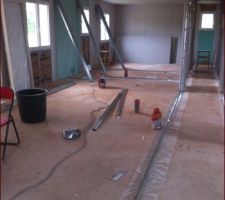 Cellier
2 autres chambres
Et salle de bain n'2