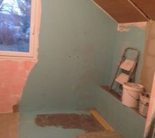 Pr&eacute;paration salle de bains parentale