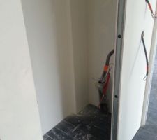 Vue des toilettes... important ! ;-)
WC suspendus par la suite