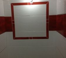 Le mur de la vasque fini. Trop beau <3 Merci mon papounet