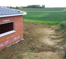 ça fait plaisir de voir la maison enfin dégagée des tas de terre
