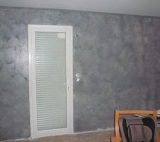 Peinture salon :gris effet sablé