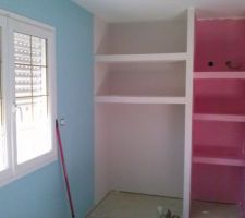 Les placart de la chambre d'erwan