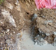 Talus tomber sur le beton propreté suite a la pluie