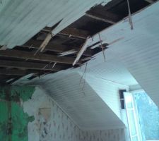 1er East demolition faux plafond
