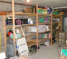 &eacute;tag&egrave;res &agrave; la cave